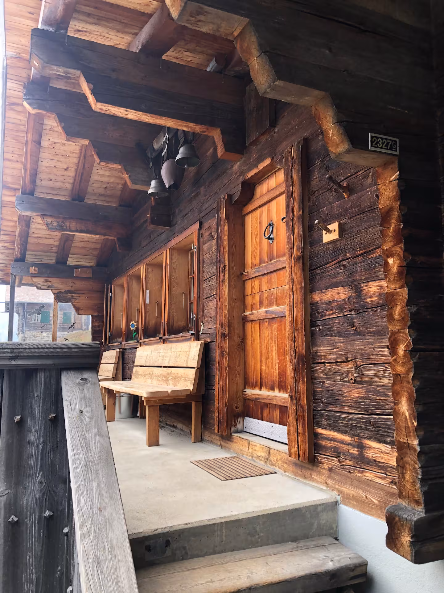 Eingang vom Höchst Chalet